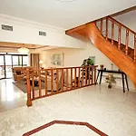 Beach Bliss 3Br Apartment Corniche Al Raha